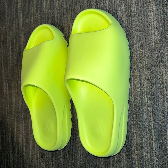 Adidas Yeezy Glow Green Slides. Size US 12. - Picture 2 of 5